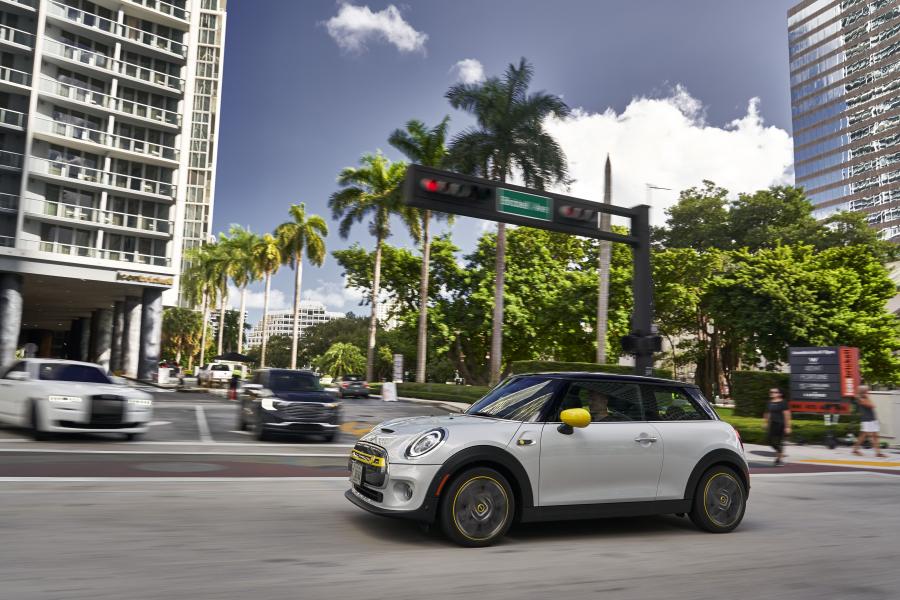  Mini Cooper SE (F56) 2020 года  (NA) (фото 120 из 342)